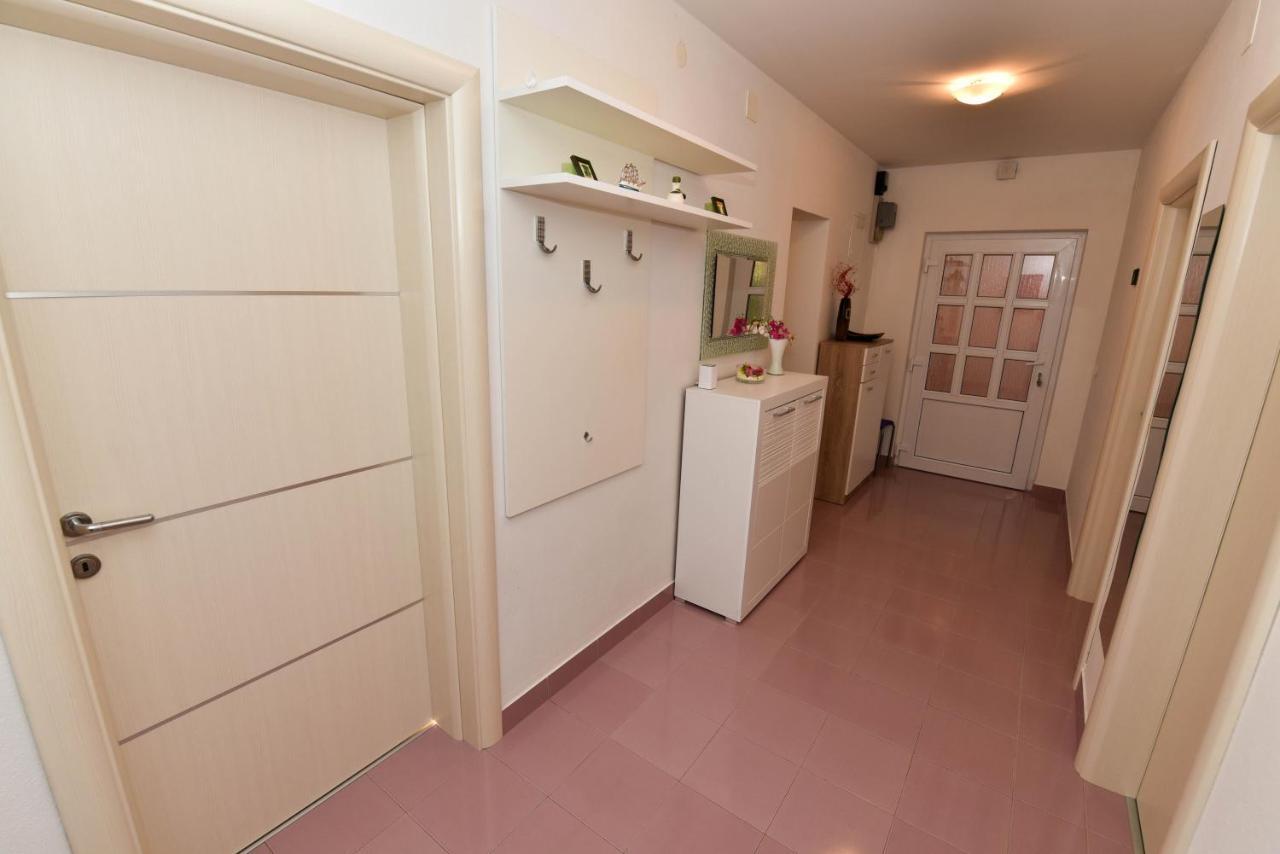 Bonaca Appartement Rtina Buitenkant foto