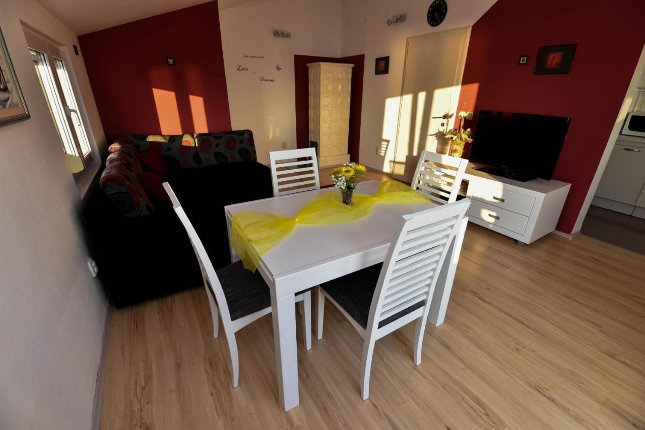 Bonaca Appartement Rtina Buitenkant foto